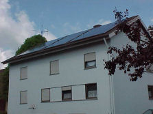 Solaranlage auf dem Dach in der Rathausstraße 2